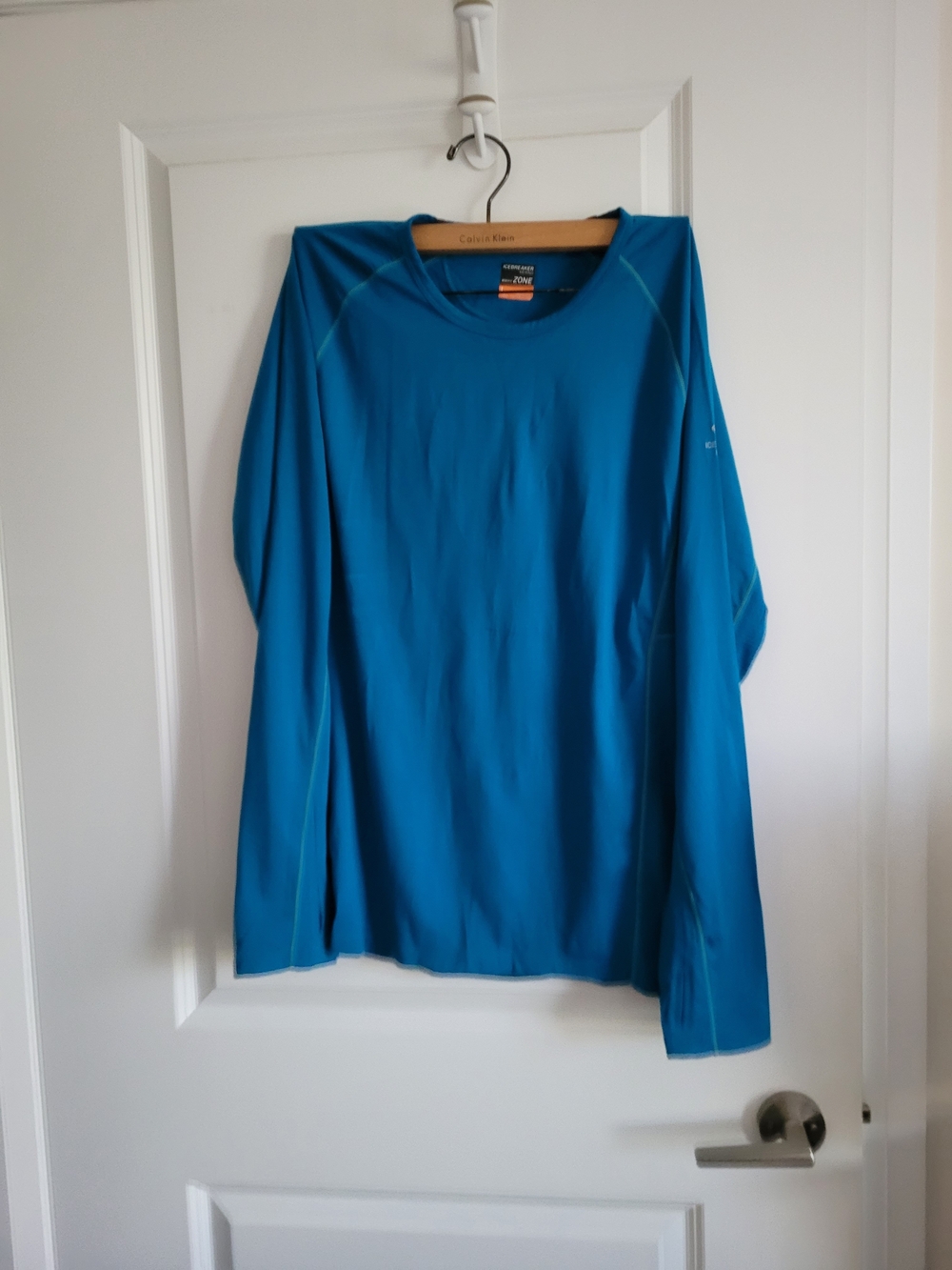 ICEBREAKER Men’s Long Sleeve BODY FIT - SIZE LARGE